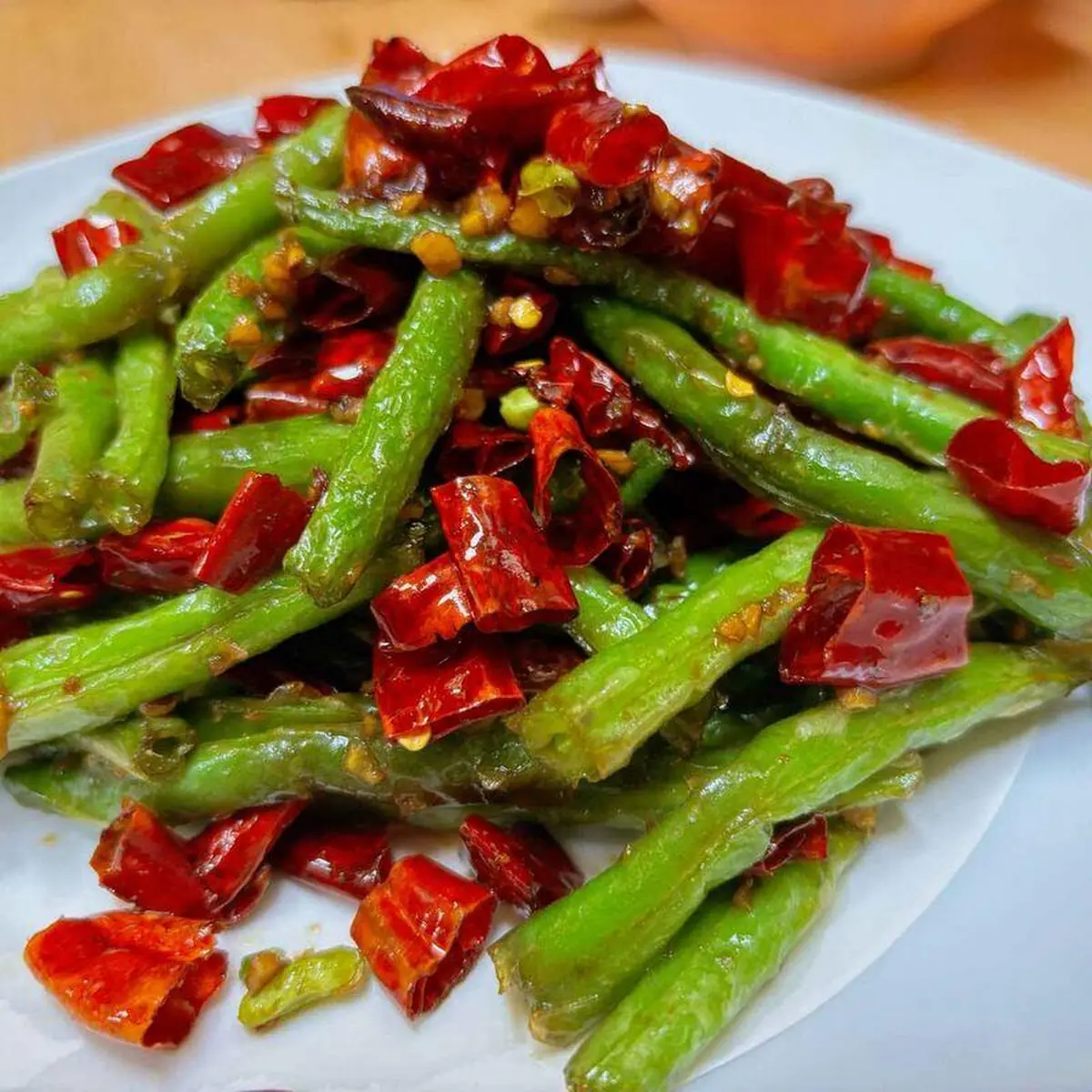 Braised Green Beans with Pickled Cabbage (酸菜肉沫焖青豆)